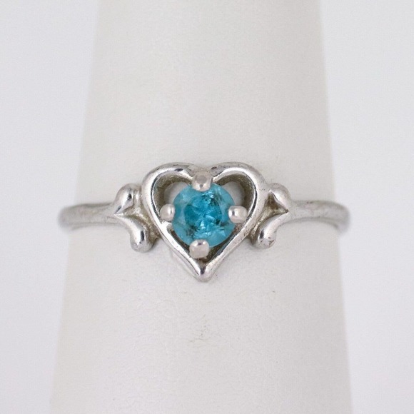 Silver Heart Ring with Blue Gemstone - Picture 5 of 12